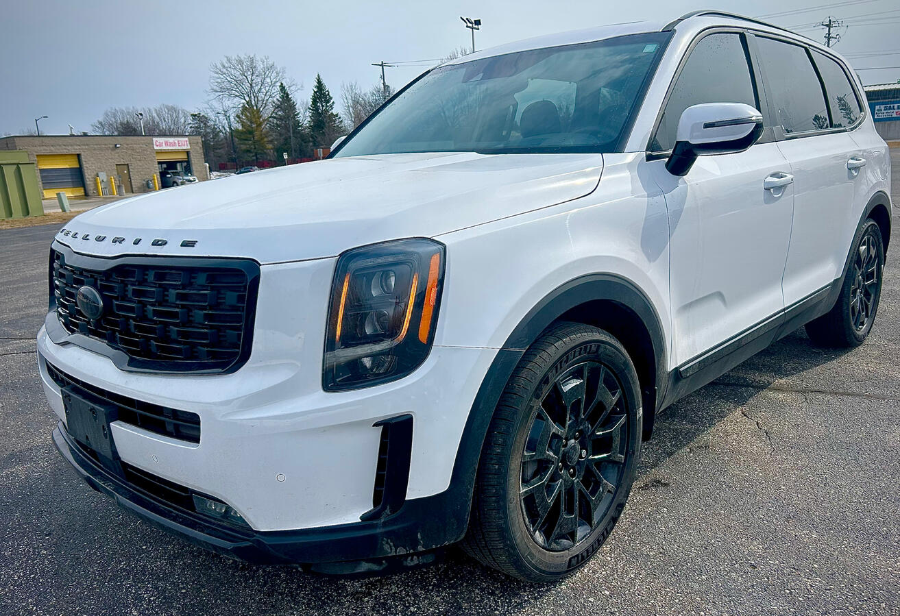 Need 3rd Row? I’ve got you covered; bring the Entourage!